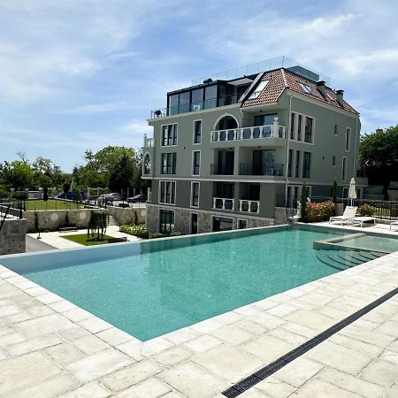 Mediterranea Complex - Luxury Apartment With Sea & Pool View! Varna Exterior photo