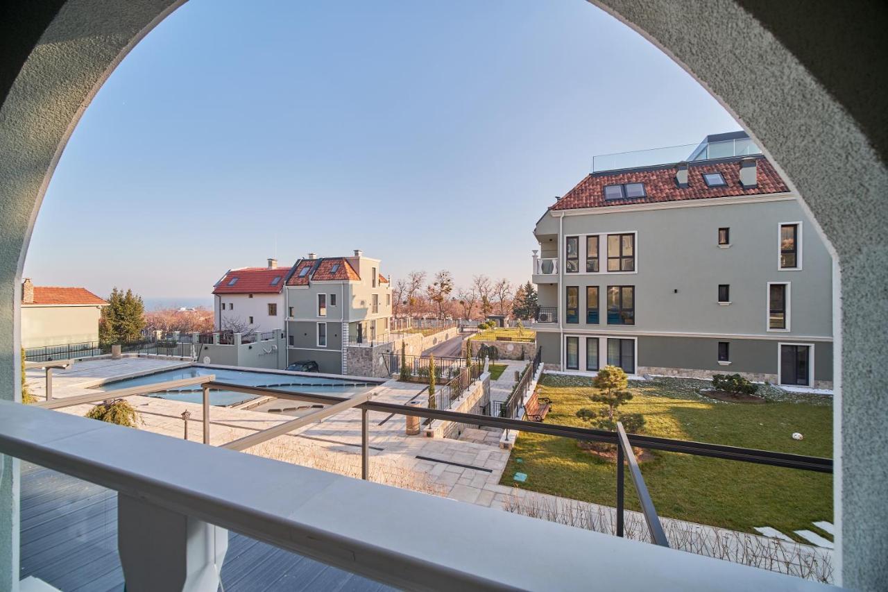 Mediterranea Complex - Luxury Apartment With Sea & Pool View! Varna Exterior photo